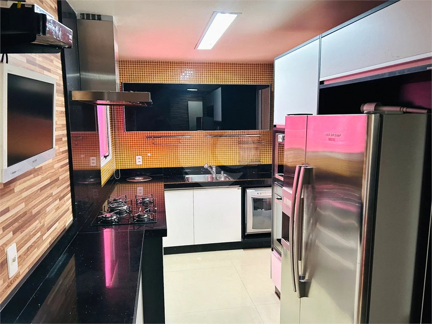 Apartamento à venda Mooca, 149m², andar alto, 3 suítes, 2 vagas, varanda gourmet, lazer