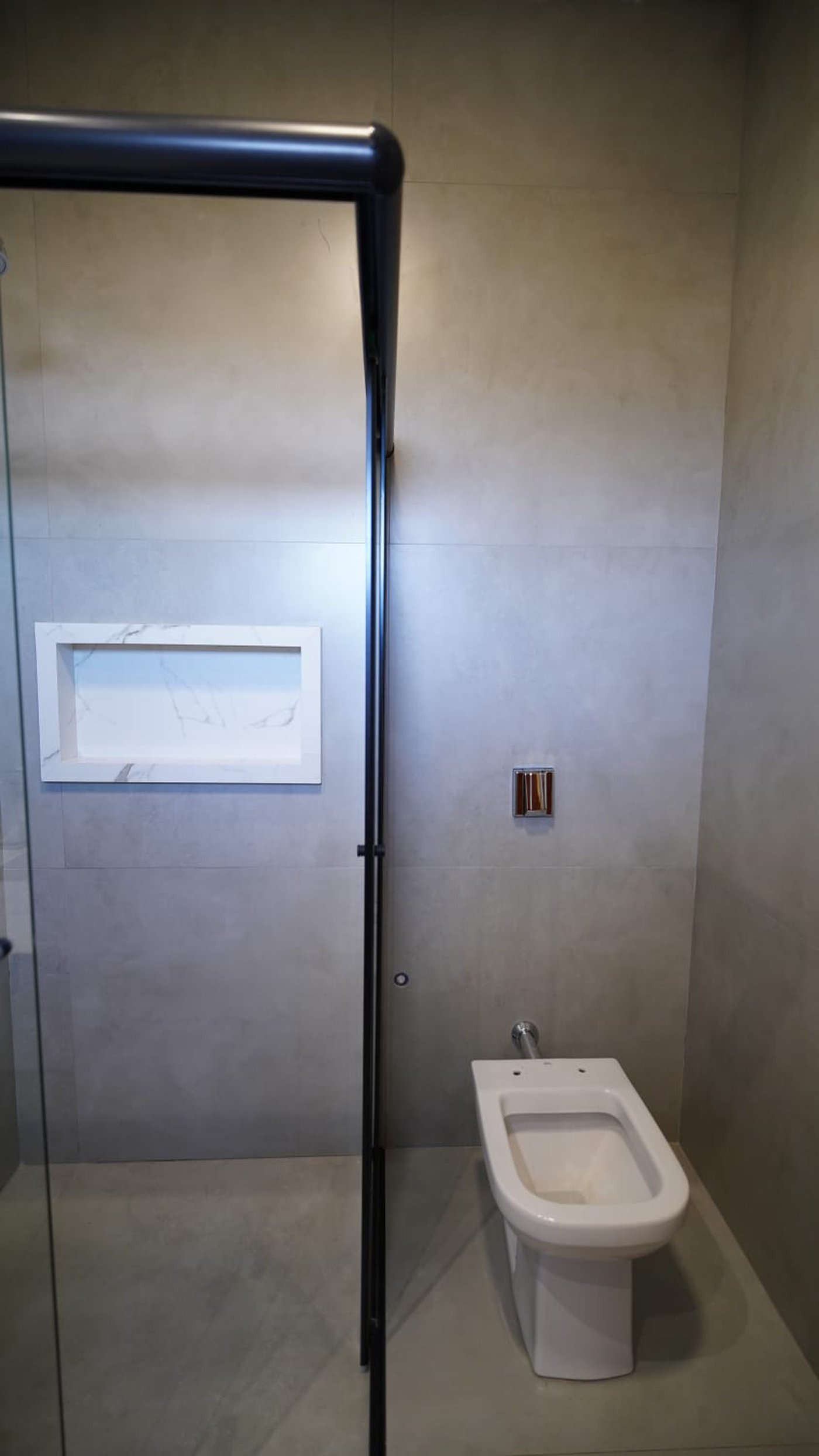 Casa à venda com 3 suítes no condomínio Portinari II, Álvares Machado - SP