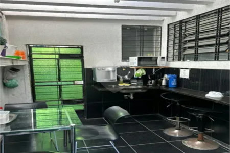 Casa à venda com 8 quartos em Saúde, São Paulo, SP