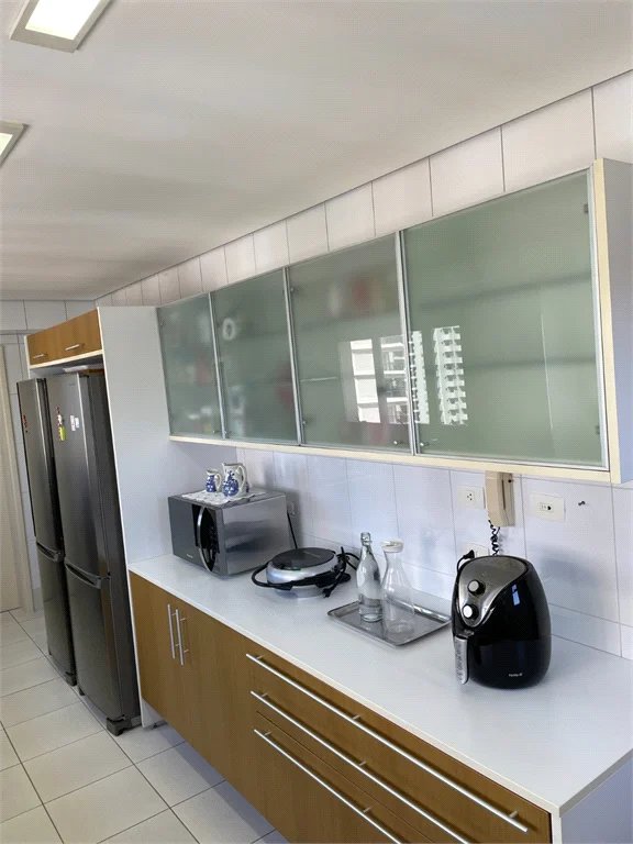 Apartamento à venda com 4 suítes em Vila Suzana, São Paulo, SP