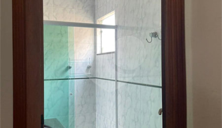 Casa à venda com 3 quartos, sendo 1 suíte, no condomínio Palm Residence, Santo André - SP