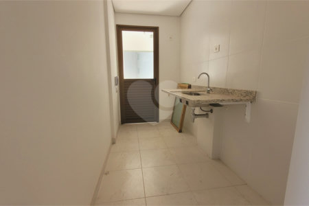 Apartamento à venda com 2 quartos, sendo 1 suíte,  em Sumarezinho, São Paulo, SP
