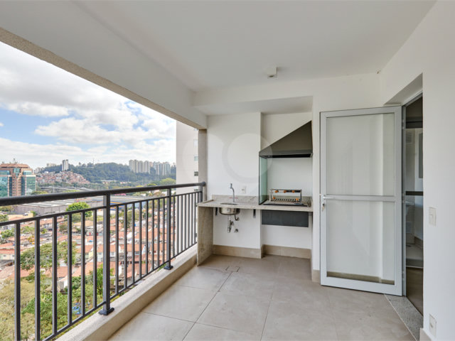 Apartamento à venda com 4 quartos, sendo 2 suítes,  em Santo Amaro, São Paulo, SP