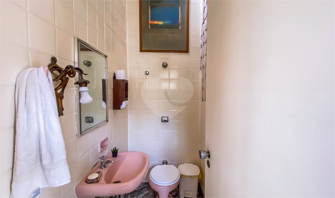 Sobrado à venda com 3 quartos, sendo 1 suíte, em Brooklin Paulista, São Paulo, SP