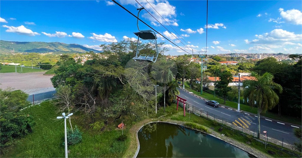 Casa à venda ou para alugar com 3 suítes no condomínio Serra da Estrela, Atibaia - SP