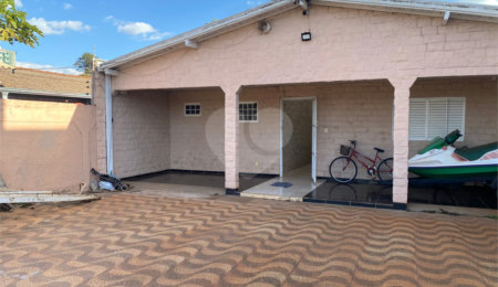 Casa à venda ou para alugar com 10 quartos no Centro, Ponta Porã, MS