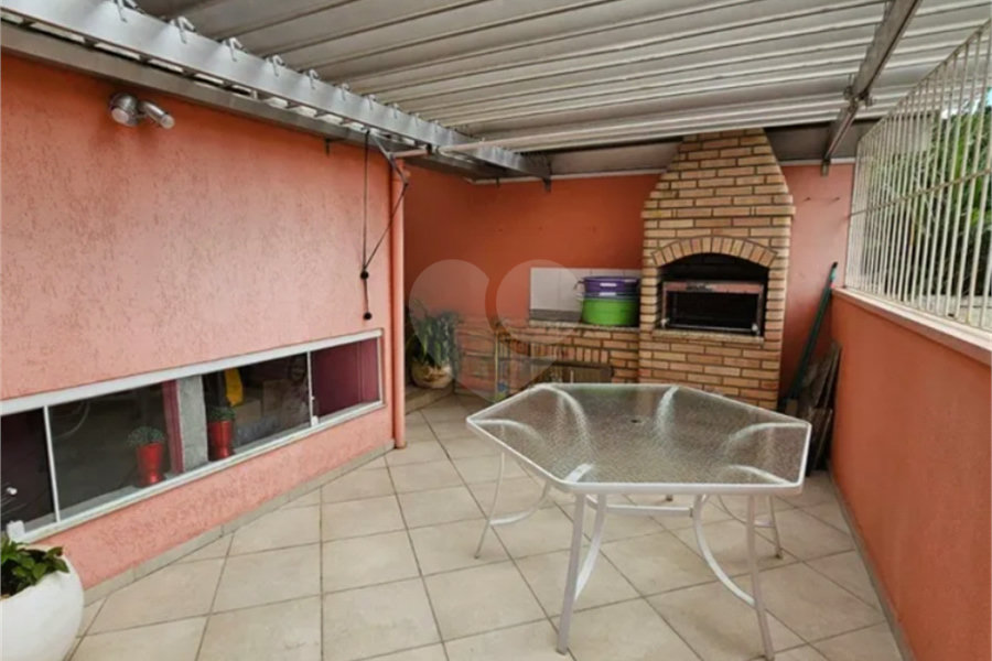 Sobrado à venda com 3 quartos, sendo 1 suíte, em Vila Pereira Barreto, São Paulo, SP