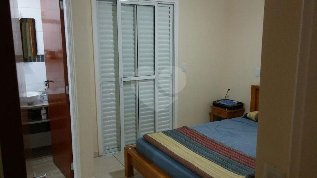 Casa à venda com 2 suítes no condomínio Villagio Salvador, São Paulo - SP