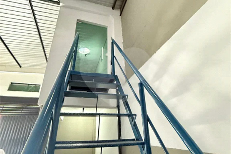 Salão Comercial para alugar no Bairro Água Branca