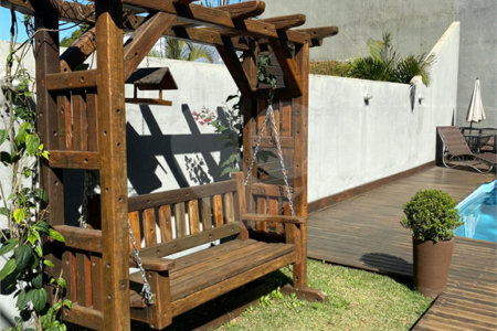 Sobrado à venda com 3 suítes em Jardim Paulista, Atibaia, SP