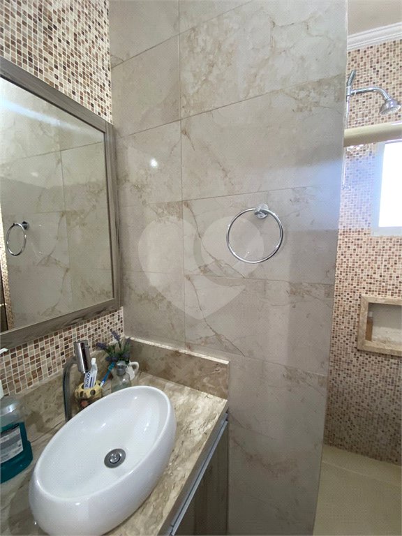 Sobrado à venda com 2 quartos, sendo 1 suíte, em Vila Gustavo, São Paulo, SP