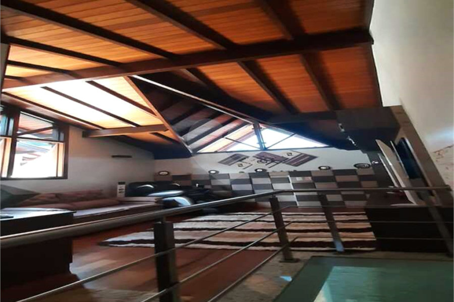 Casa à venda com 4 quartos, sendo 2 suítes, no condomínio Florada da Serra, São Paulo - SP