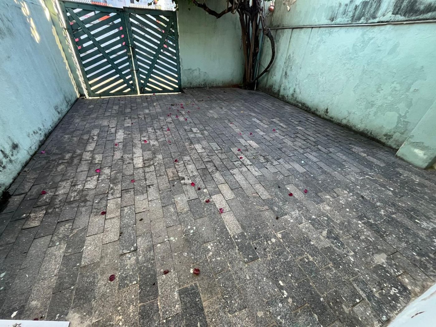 Casa com 1 dormitório à venda, 80 m² por R$ 300.000,00 - Loteamento João Batista Julião - Guarujá/SP