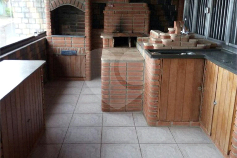 Sobrado à venda com 4 quartos em Jardim Ana Maria, Santo André, SP