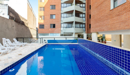 Apartamento à venda com 3 quartos, sendo 1 suíte, em Santo Amaro, São Paulo, SP