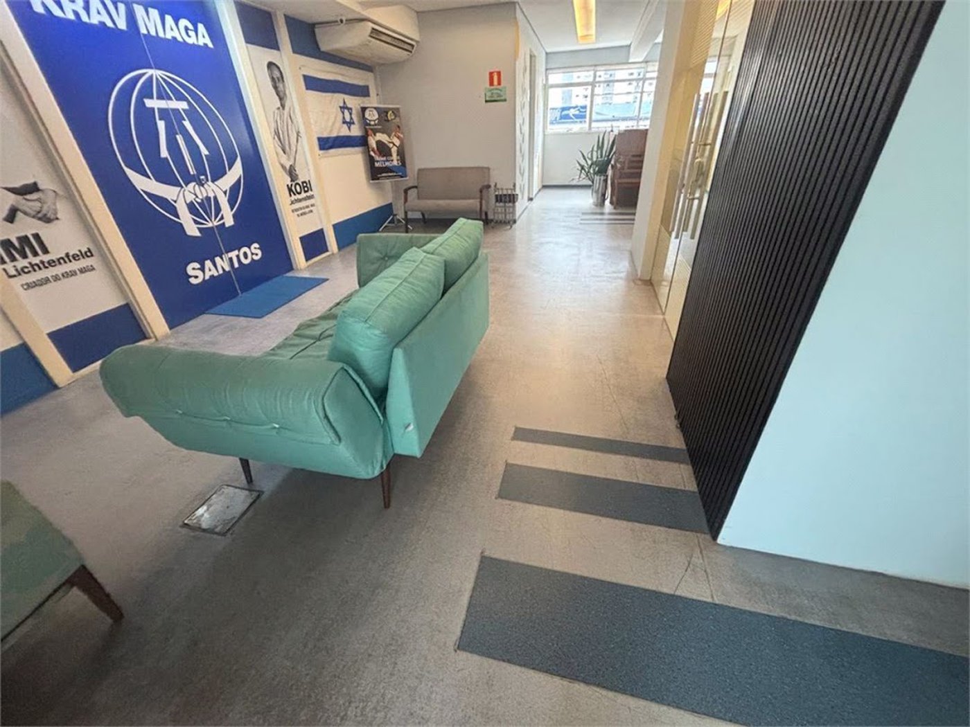Sala Comercial para venda e locação, Estuário, Santos - SA0057.