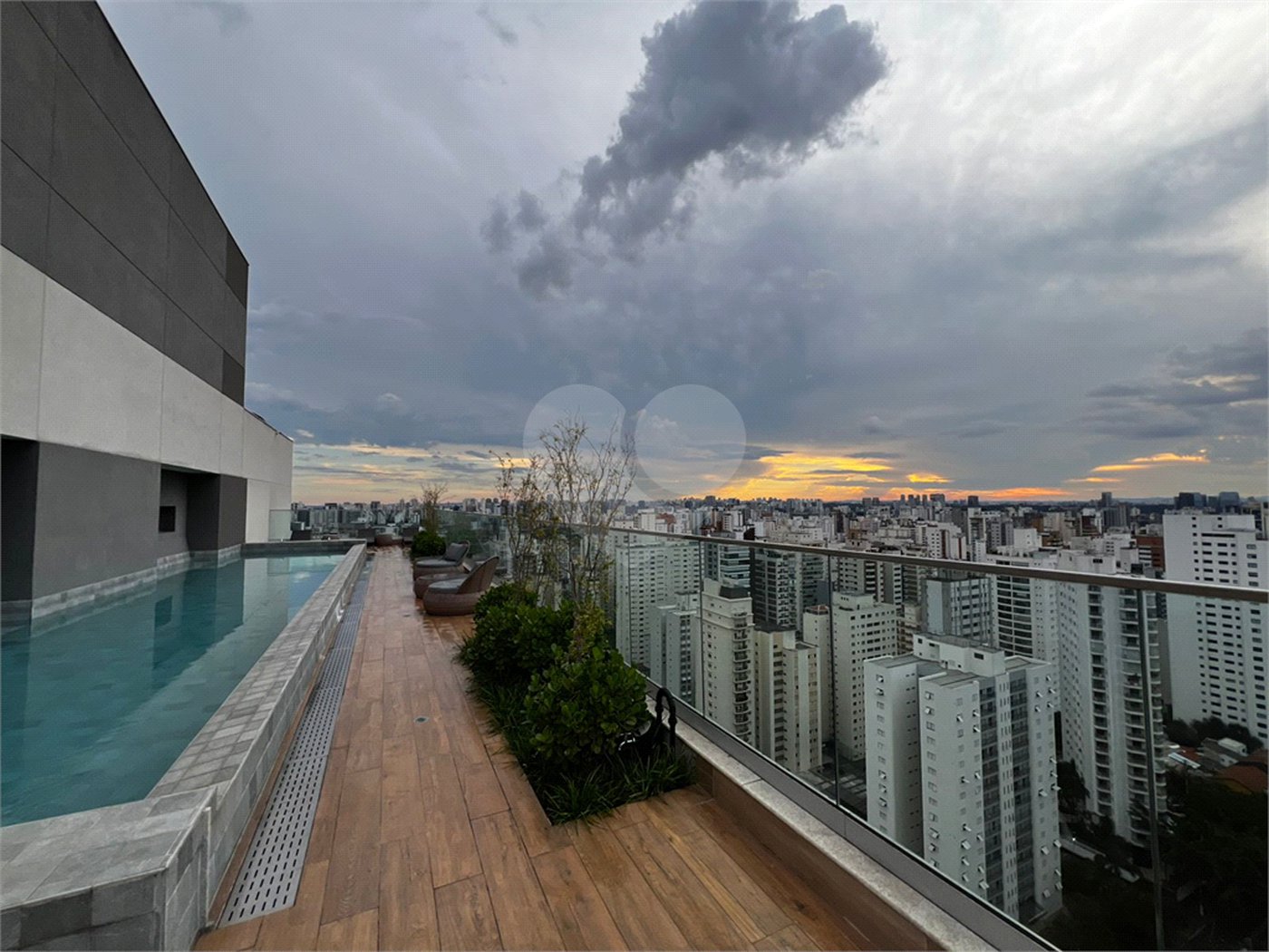Apartamento à venda com 2 suítes em Indianópolis, São Paulo, SP