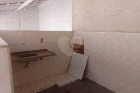 Casa Térrea à venda com 2 quartos em Jardim Sandra, Sorocaba, SP
