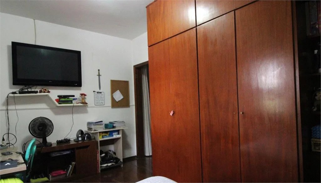 Sobrado à venda com 4 suítes em Vila Cordeiro, São Paulo, SP