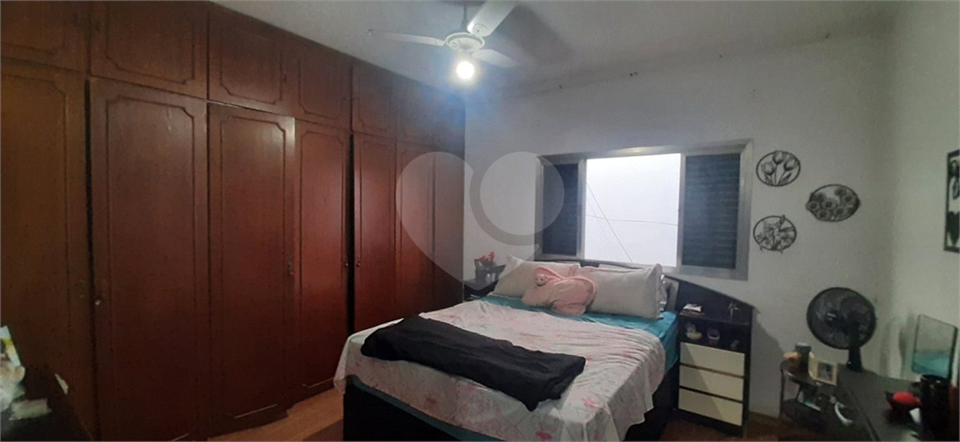 Sobrado à venda com 5 quartos, sendo 1 suíte,  em Vila Rosália, Guarulhos, SP