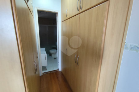 Apartamento à venda com 3 quartos, sendo 1 suíte, no Centro, Sorocaba, SP