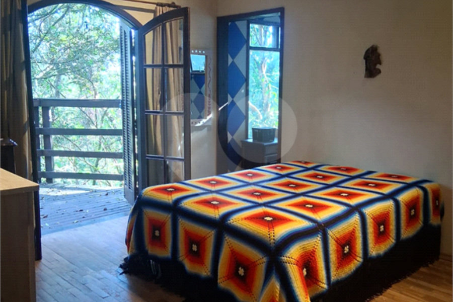 Casa à venda com 3 suítes no condomínio Alpes da Cantareira, Mairiporã - SP