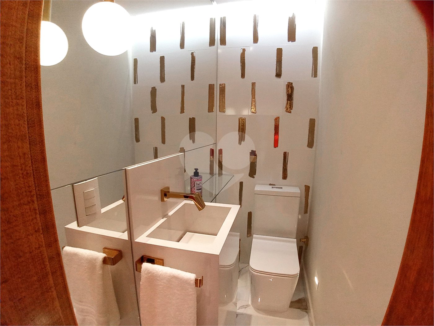 Sobrado à venda com 3 quartos, sendo 2 suítes, em Santana, São Paulo, SP