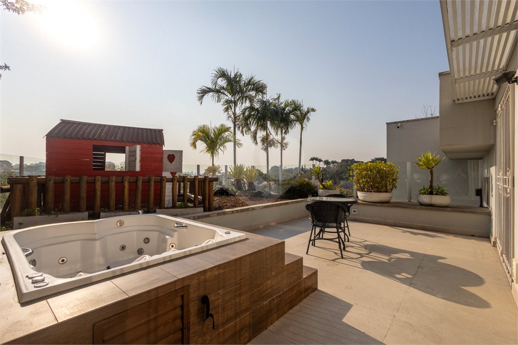 Casa à venda com 4 suítes em Jardim Guedala, São Paulo, SP