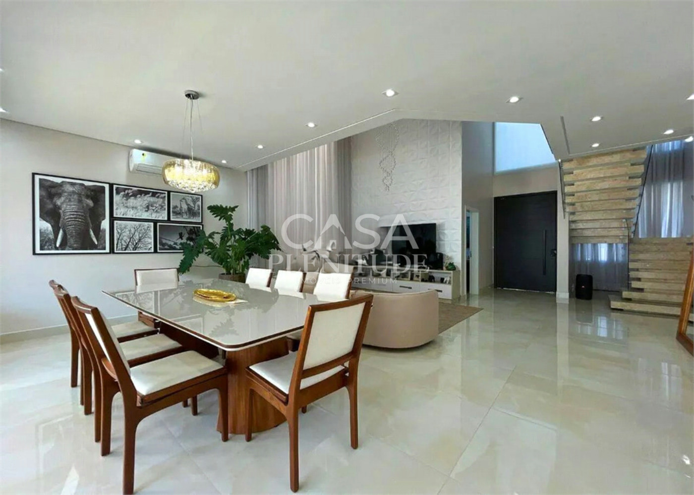 Casa em condomínio à venda com 3 suítes, em Iporanga, Sorocaba, SP
