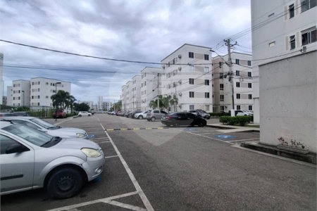Apartamento à venda com 2 quartos em Santa Cruz, Rio de Janeiro, RJ