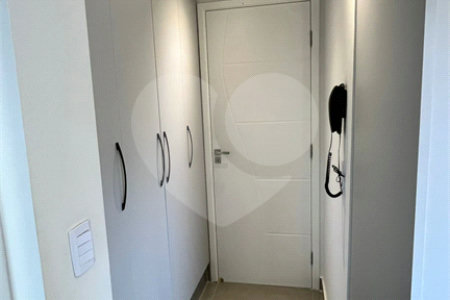 Apartamento à venda com 4 quartos, sendo 3 suítes, em Cambuci, São Paulo, SP