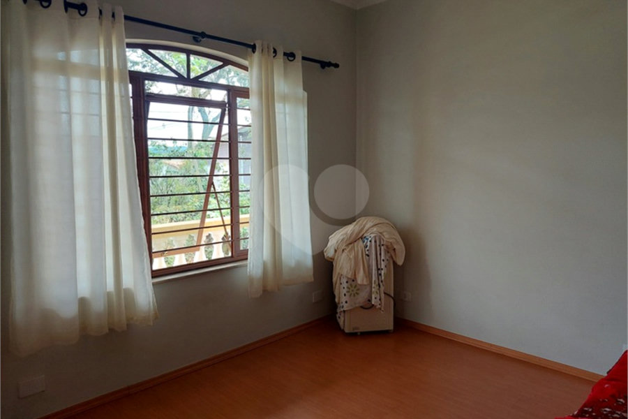 Casa à venda com 5 quartos, sendo 3 suítes, no Centro, Mairiporã, SP