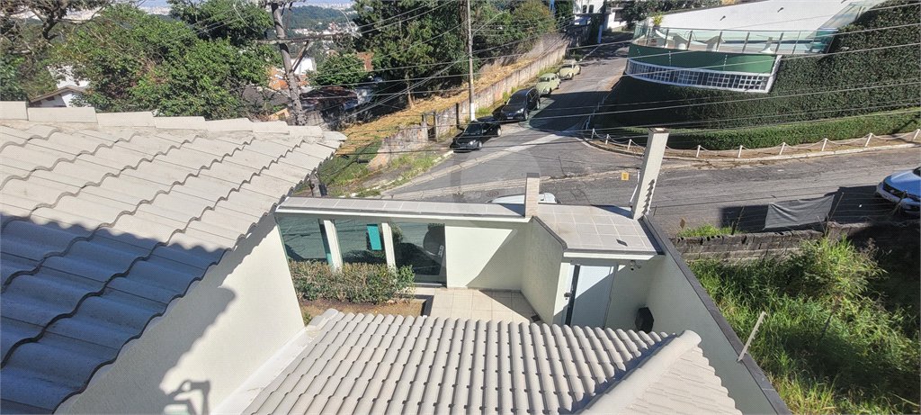 Sobrado à venda com 4 quartos, sendo 2 suítes, em Vila Irmãos Arnoni, São Paulo, SP