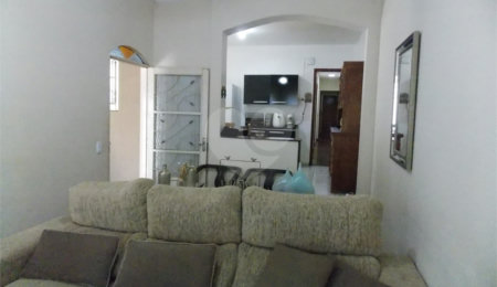 Casa à venda com 4 quartos, sendo 2 suítes, em Jardins, Bragança Paulista, SP