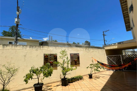 Casa à venda com 3 quartos, sendo 1 suíte, no condomínio Jardim Europa, Mogi das Cruzes - SP