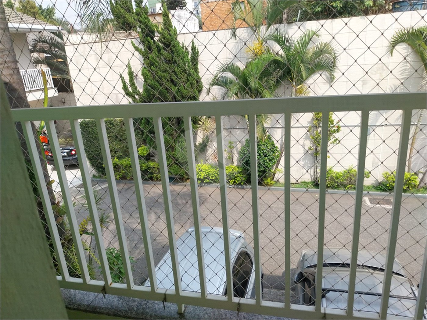 Casa à venda com 3 quartos, sendo 1 suíte, no condomínio Villagio Esperanza, Guarulhos - SP