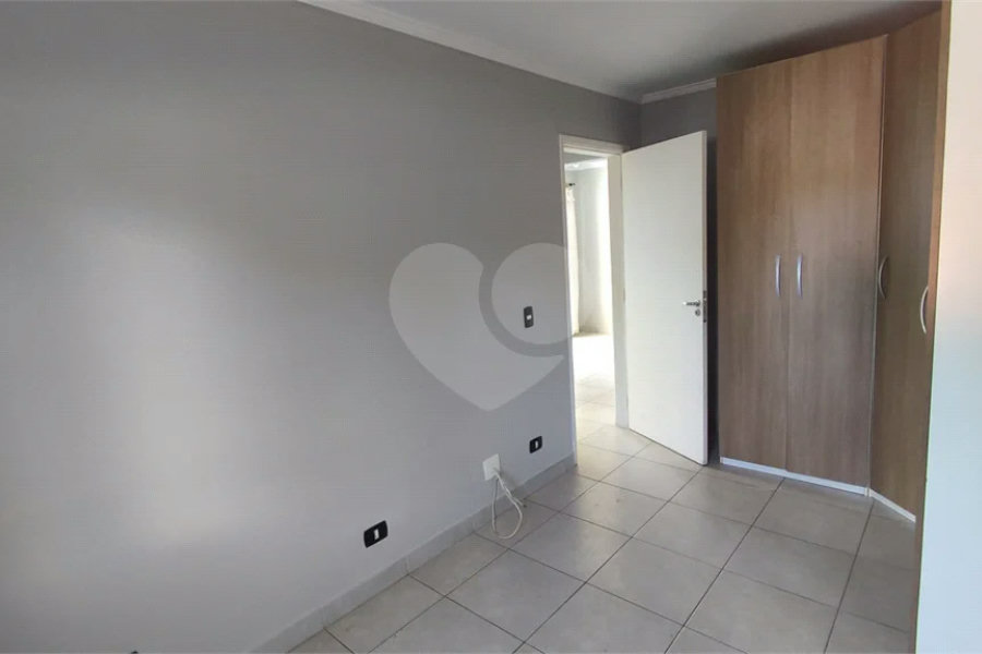 Apartamento à venda no Edifício Amarante no Bairro Jaraguá em Piracicaba - SP.