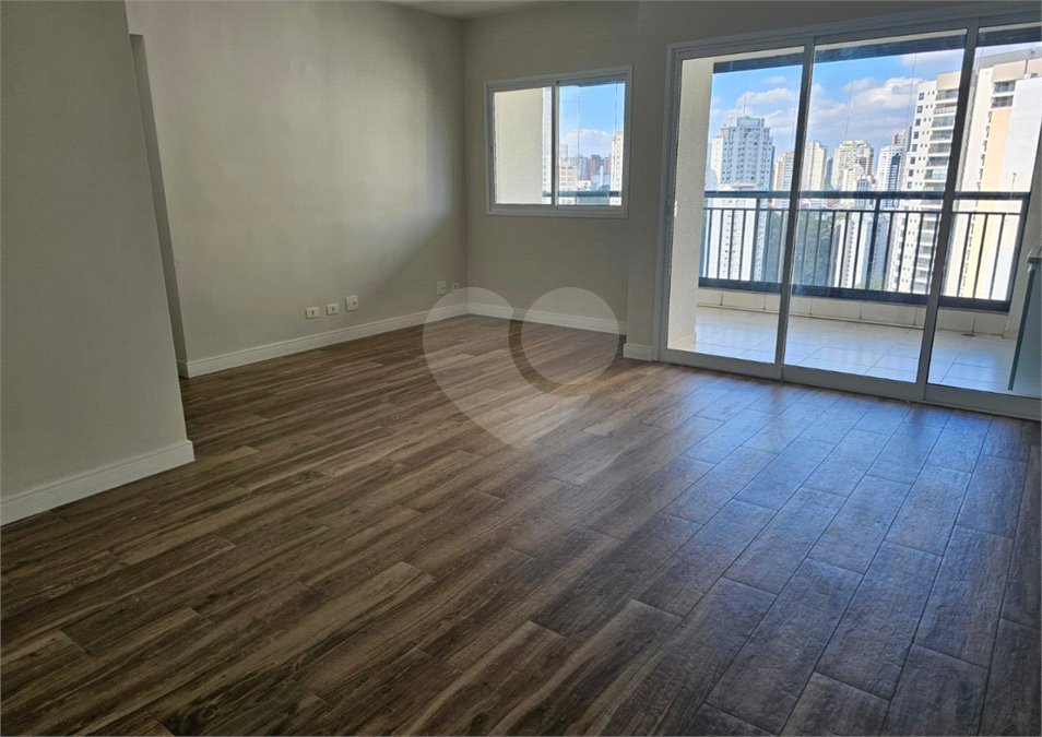 Apartamento para alugar com 2 quartos, sendo 1 suíte,  em Vila Andrade, São Paulo, SP