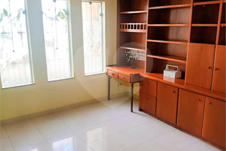 Casa à venda com 5 quartos, sendo 4 suítes, em Jardim Armênia, Mogi das Cruzes, SP