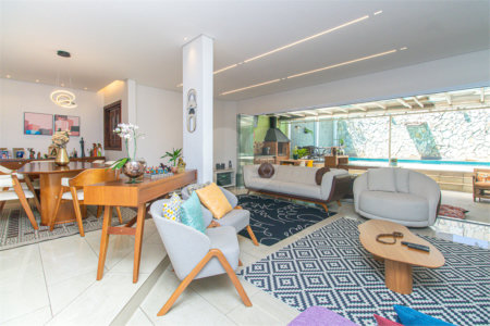 Casa à venda com 3 suítes em Jardim Prudência, São Paulo, SP