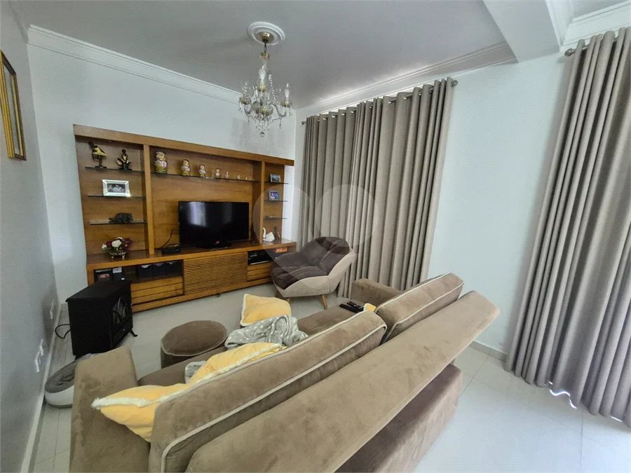 Casa à venda com 4 suítes no condomínio Sausalito, Mairiporã - SP