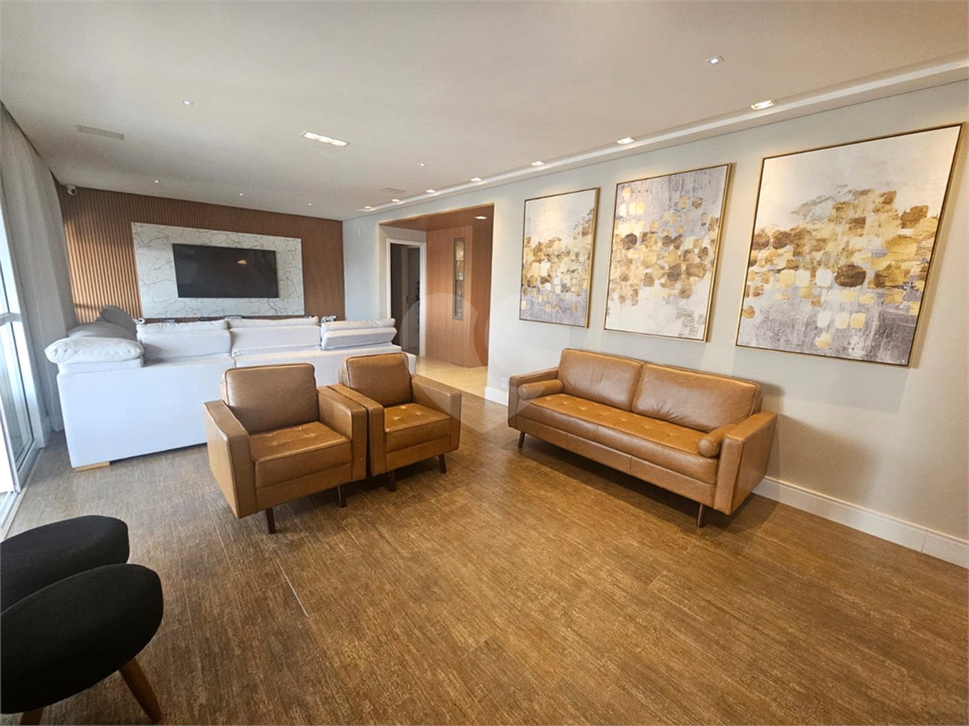 Apartamento à venda com 3 suítes em Santa Teresinha, São Paulo, SP