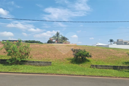 Terreno à venda no condomínio Villa Toscana, Votorantim - SP