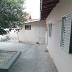 Casa à venda com 3 quartos, sendo 1 suíte,  no Centro, Vinhedo, SP