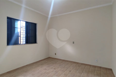 Casa à venda com 3 quartos, sendo 1 suíte, em Vila Monte Alegre, Ribeirão Preto, SP