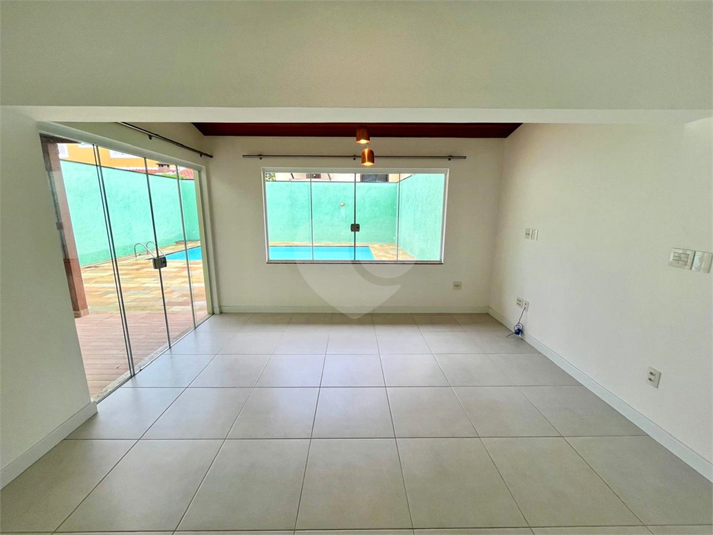 Casa Térrea à venda com 3 quartos, sendo 1 suíte,  em Cidade Universitária, Campinas, SP