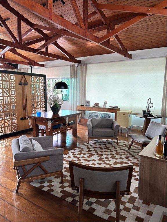 Casa à venda com 2 suítes no condomínio Residencial, Mogi das Cruzes - SP