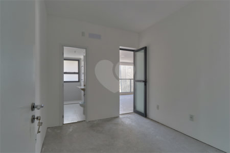 Apartamento à venda com 4 suítes em Chácara Santo Antônio, São Paulo, SP