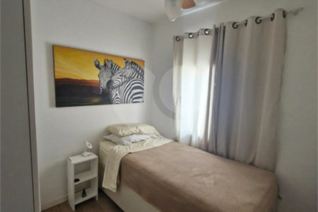 Sobrado à venda com 3 quartos, sendo 1 suíte, em Jardim Caravelas, São Paulo, SP