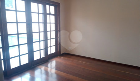Casa à venda com 3 suítes em Lavapés, Mairiporã, SP